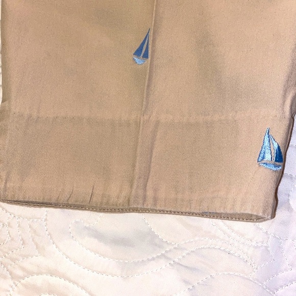 SZ 12 Briggs New York Khaki Sailboat Capris - Picture 5 of 6